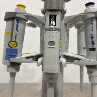 Eppendorf Set of 4 Research plus pipette image 3